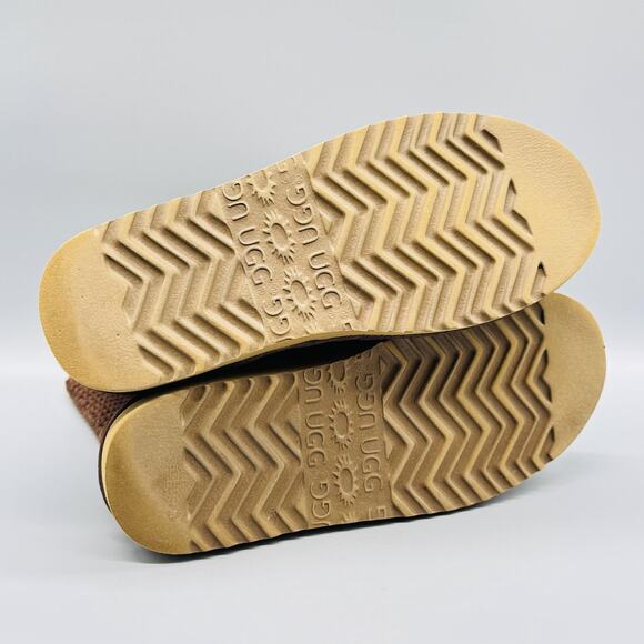 UGG Australia Boots Women 9 Brown Knit Suede Classic Cardy Casual Winter Pull On - Picture 7 of 10